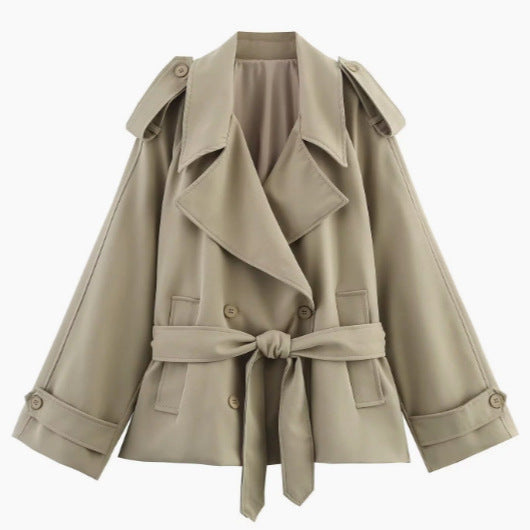 Damen 20+ kurzer doppeltreihiger Trenchblouson mit Taillengürtel und Epauletten Echo Archiv