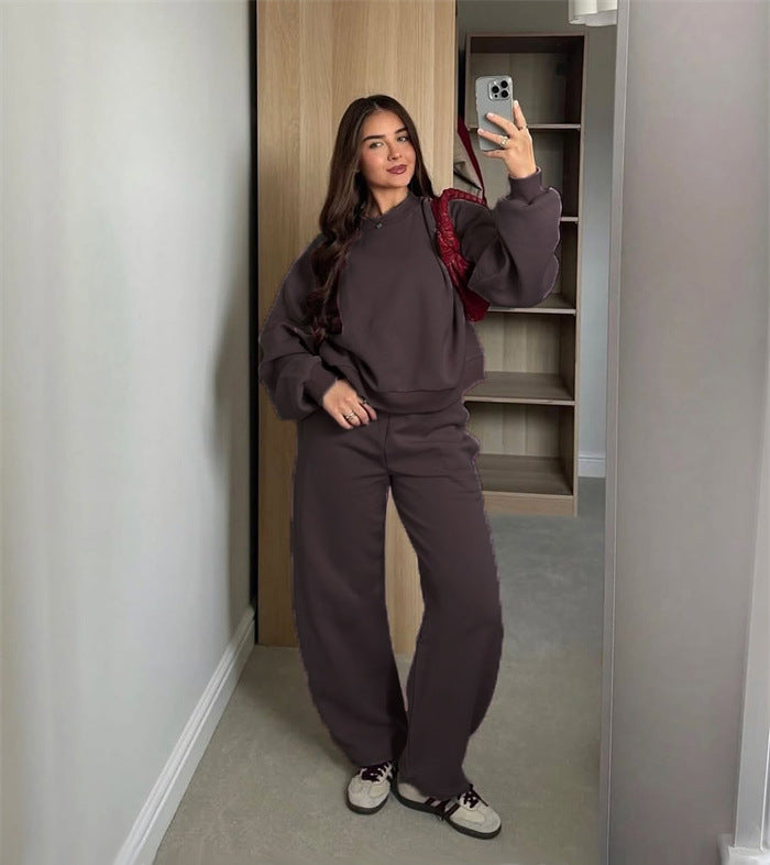 Damen Cropped-Sweatshirt mit hohem Rundhalsausschnitt und elastischer Tunnelzug Wide-Leg Jogginghose Set – Avérine