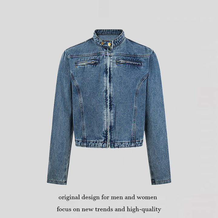 Damen Kurz geschnittene taillierte Jeansjacke mit Stehkragen und verdecktem Reißverschluss Echoarchiv