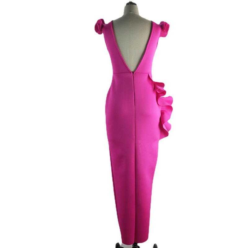 Damen figurbetontes Kleid mit asymmetrischem Rüschendetail Echo Archiv