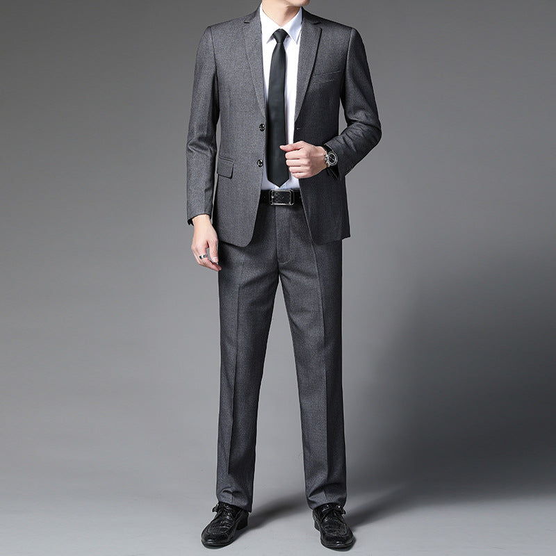 Herren eleganter Anzug mit modernem Schnitt und feinen Details Echoarchiv
