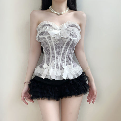Damen Spitzen-Bodysuit mit romantischen Rüschendetails Echo Archiv