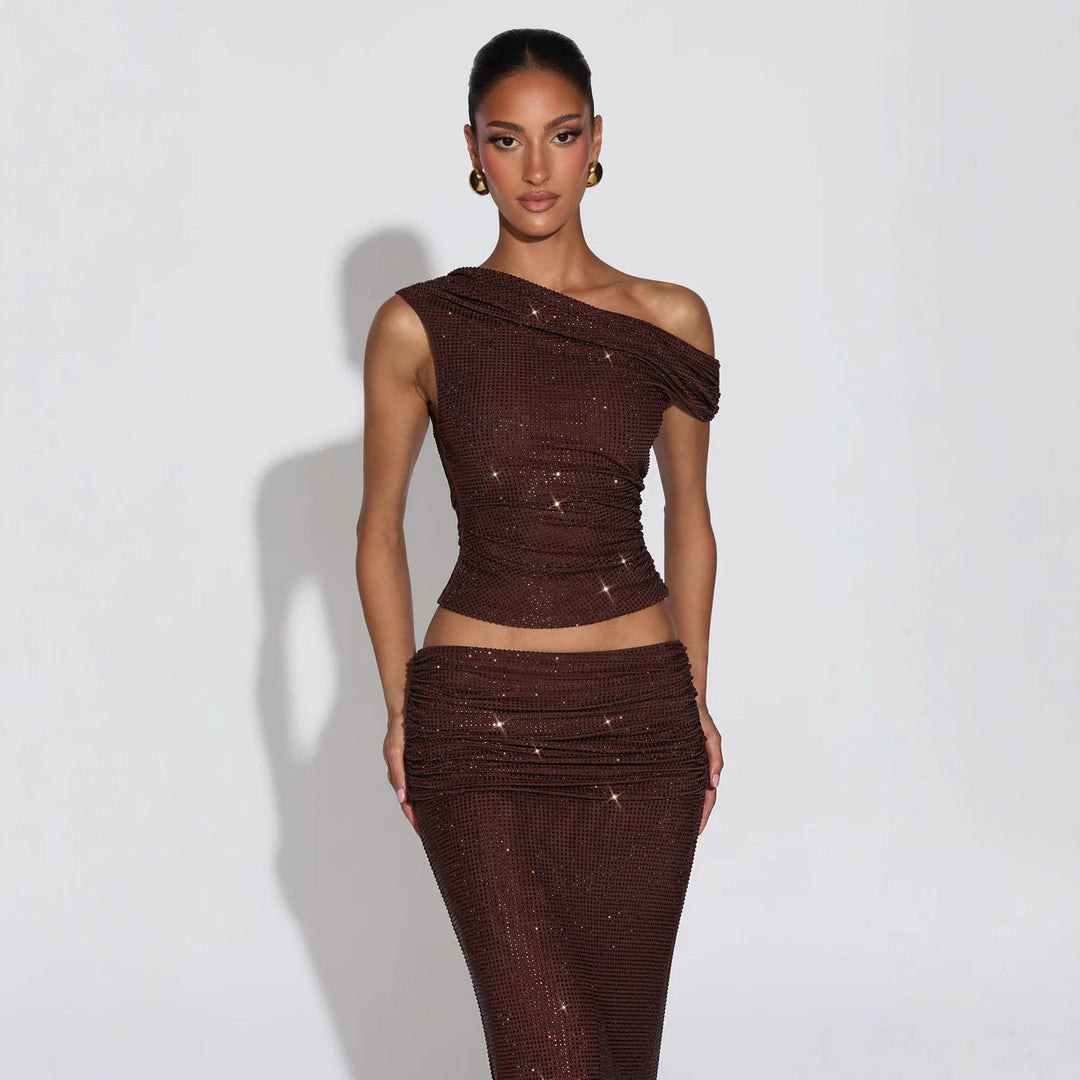 Damen Glänzendes Oberteil mit asymmetrischem Schnitt und glamourösen Strassdetails Echo Archiv