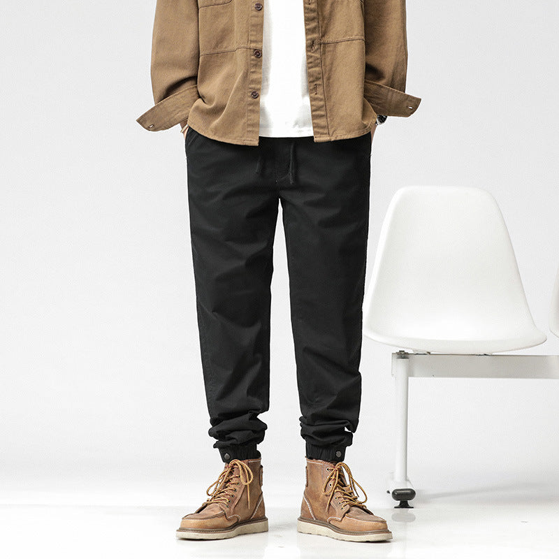 Herren Konisch geschnittene Utility-Joggerhose aus Baumwoll-Twill mit elastischem Bund und Kordelzug Echo Archiv