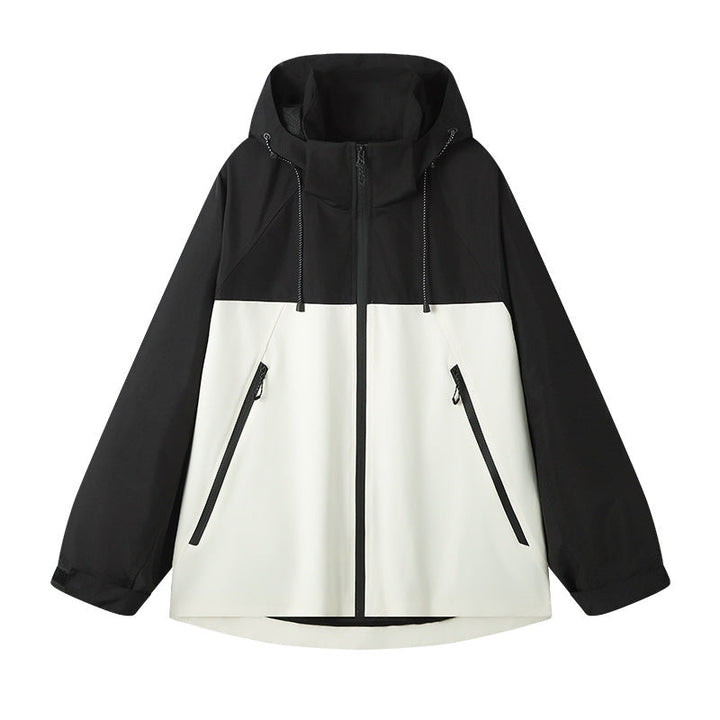 Damen technische Outdoor-Jacke mit verstellbarer Kapuze und funktionalen Reißverschlusstaschen Echoarchiv