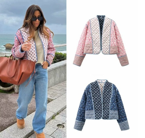Damen 600+ gesteppte bestickte Taillengürtel‑Jacke mit floralem Muster und Stehkragen Echo Archiv