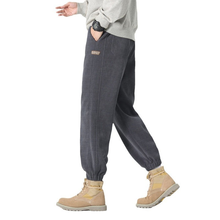 Bequeme Sweat-Jogginghose für Herren mit elastischem Kordelzug, vorgeformten Nähten und gerippten Bündchen – Sorevano