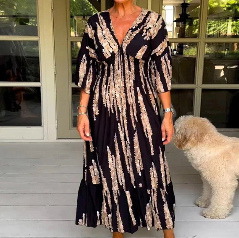 Damen nan Maxikleid mit V-Ausschnitt, vertikalem Pinselprint, geraffter Unterbrustnaht und stufigem Volantrock Echo Archiv