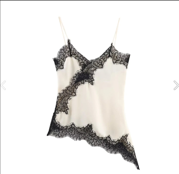 Damen verführerisches Spitzen-Nachtkleid mit asymmetrischem Saum Echo Archiv