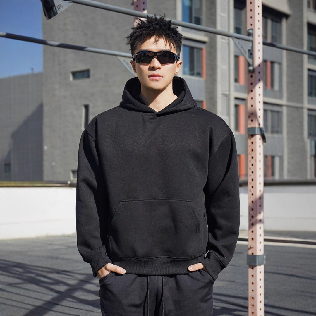 Herren Kapuzensweatshirt aus hochwertigem Baumwollmaterial mit modernem Oversized-Schnitt Echoarchiv