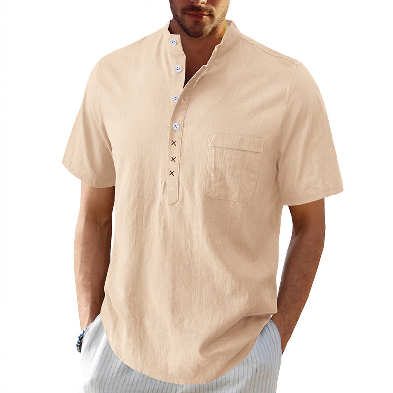 Herren Kurzarm-Henley-Shirt mit strukturiertem Kragen und eleganten Knopfdetails Echoarchiv