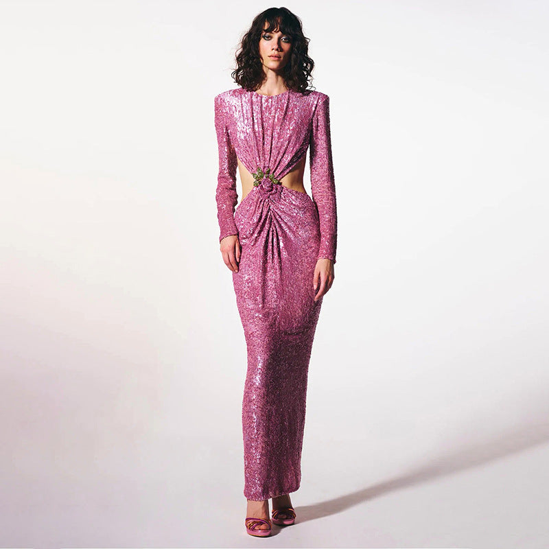 Damen Glamouröses Abendkleid mit schimmernden Pailletten und innovativen Drapierungsdetails Echo Archiv