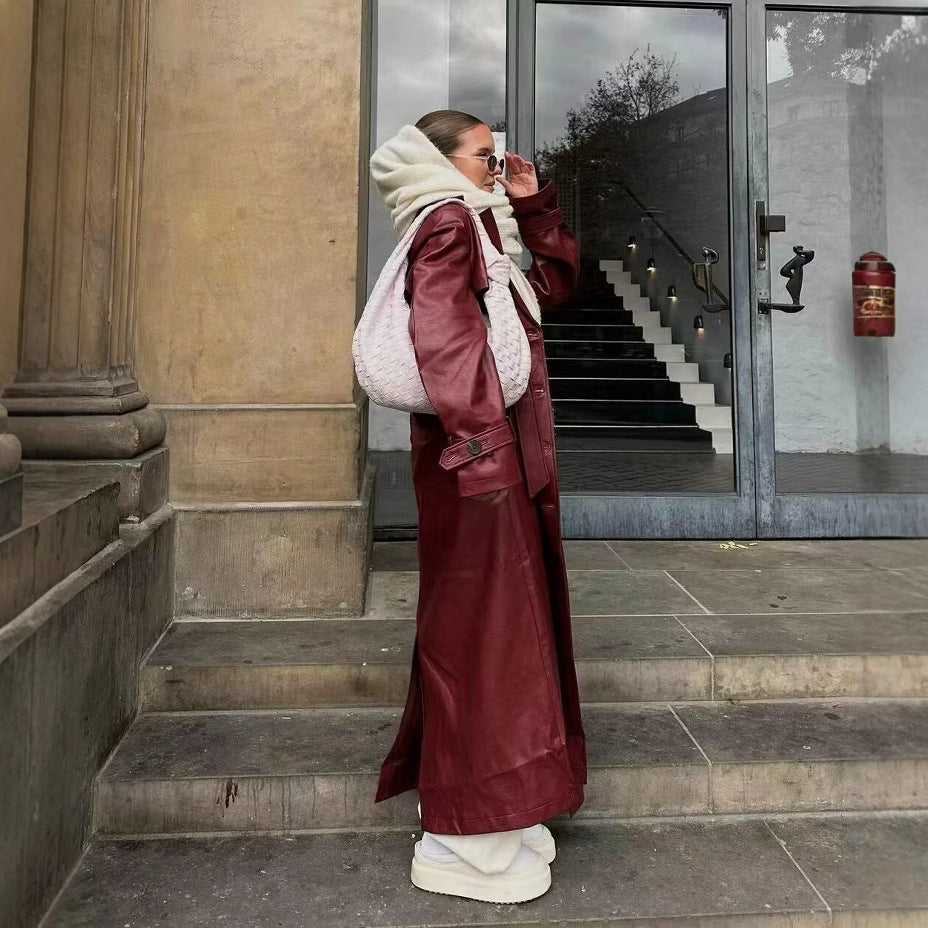 Damen Langer Kunstleder‑Trenchcoat mit Taillengürtel, weitem Revers und wasserabweisender Oberfläche Echo Archiv