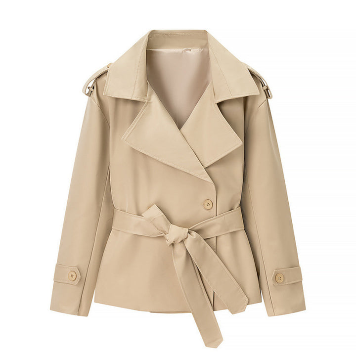 Damen 50+ kurzer Taillen-Trenchblazer mit Bindegürtel und weitem Revers Echo Archiv