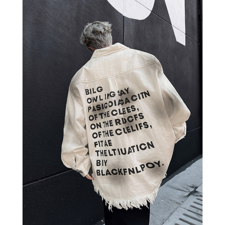 Herren Oversize-Denimjacke mit Fransen und grafischem Druck Echoarchiv