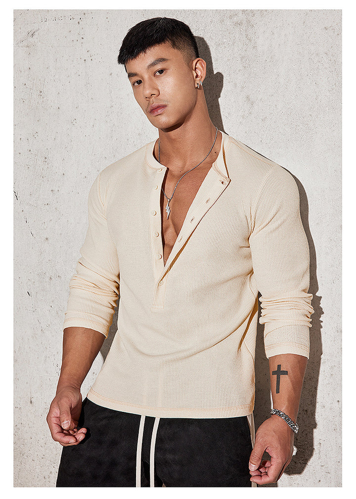 Herren Langarmshirt mit strukturiertem Design und modischen Knopfdetails Echoarchiv
