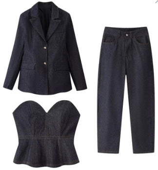 Damen 30+ dreiteiliges Denim-Set: taillierter Blazer, Taillen-Corsage & High-Waist-Jeans Echo Archiv