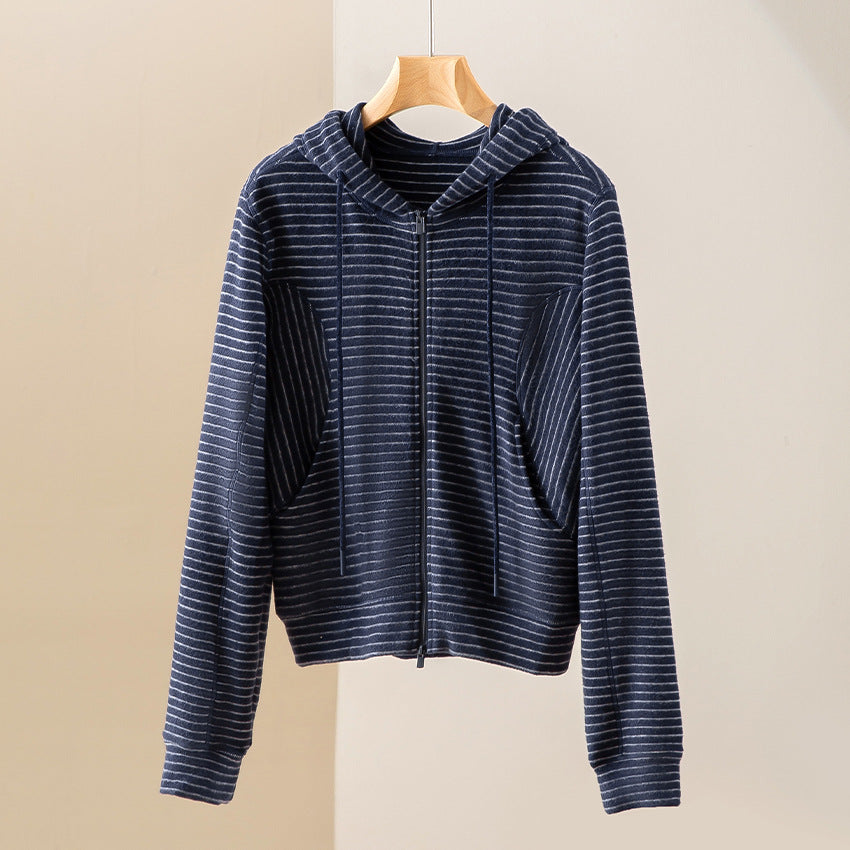 Damen Gestreifte Kapuzen-Zip-Strickjacke mit Eingrifftaschen und schmalem Rippbündchen Echoarchiv