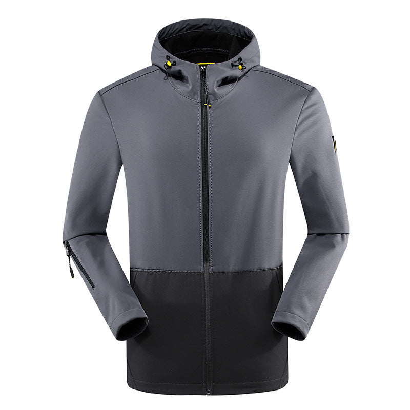 Herren leichte Softshell‑Outdoorjacke mit Kapuze, windabweisender Front und funktionalen Taschen Echoarchiv