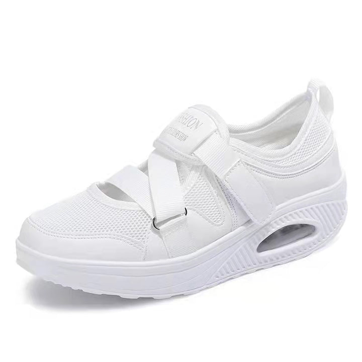 Damen Sportive Plateausneaker mit Luftkammer, Strick‑Mesh und Klettkreuzriemen – Névara