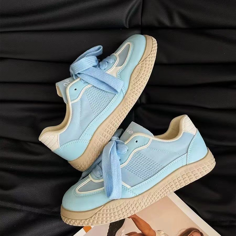 Damen Sneakers mit atmungsaktiver Oberflächenstruktur und weicher Sohle Echo Archiv