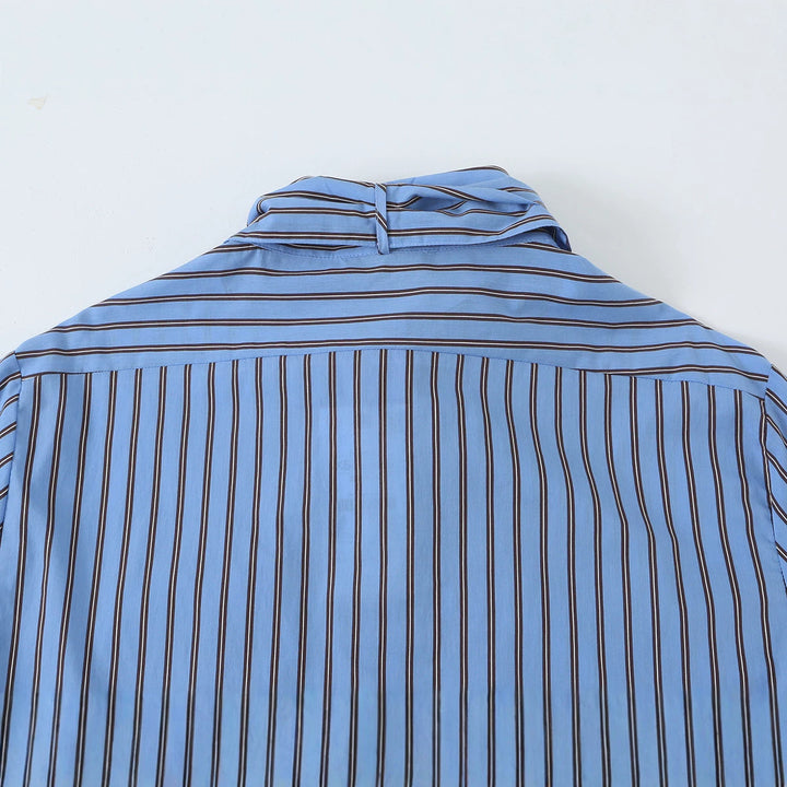 Damen Gestreifte Schluppenbluse mit Brusttasche und durchgehender Knopfleiste Echoarchiv