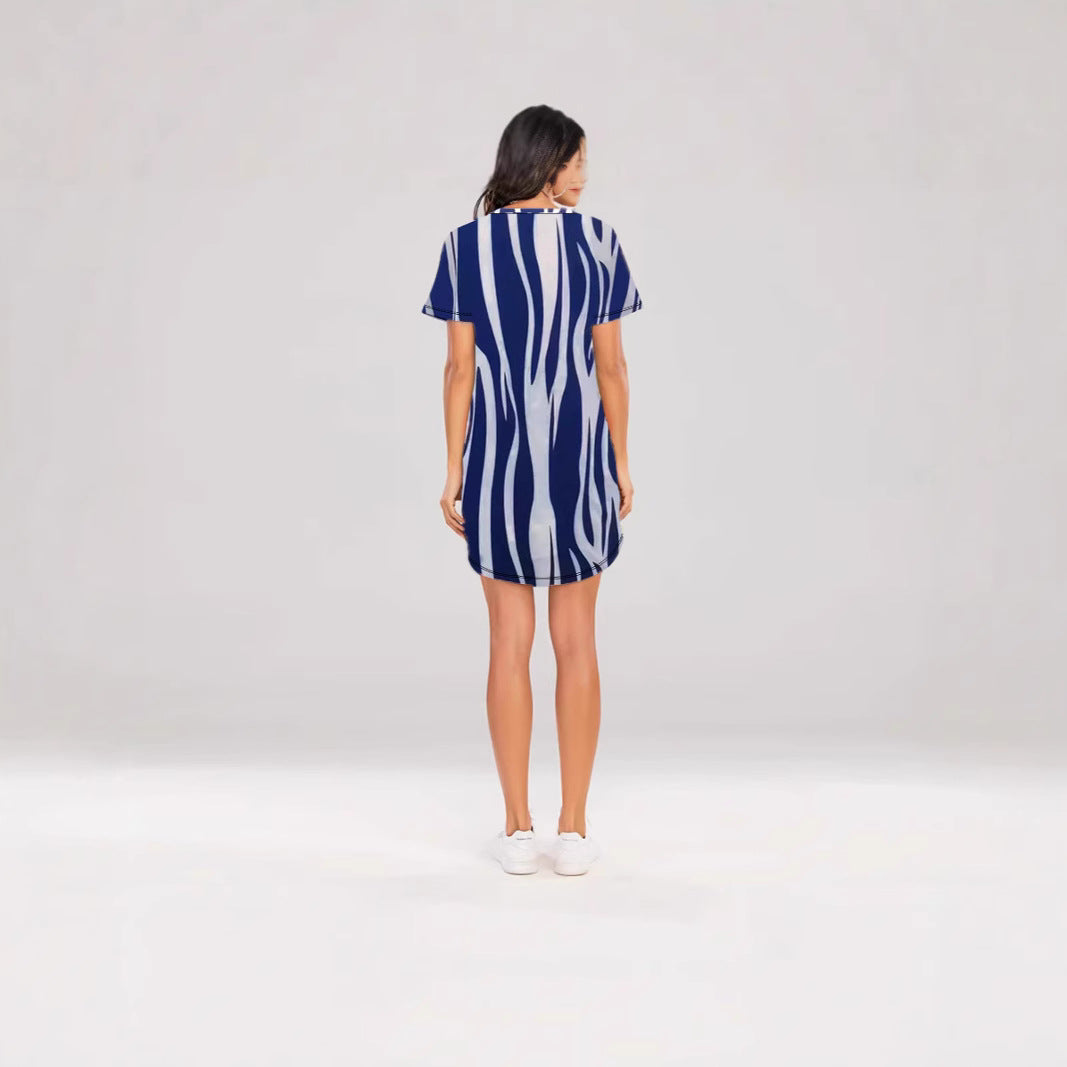 Damen Kurzarm Kleid mit auffälligem Streifenmuster und bequemem Schnitt Echo Archiv