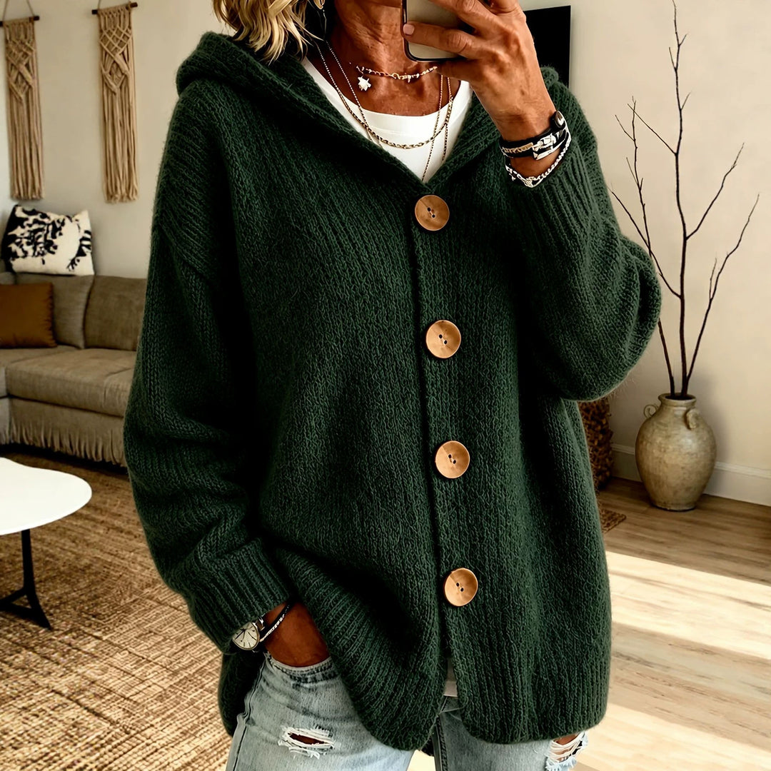 Damen Grobgestrickter Kapuzencardigan mit überlanger Silhouette, Holzknopfleiste und gerippten Bündchen – Veloura