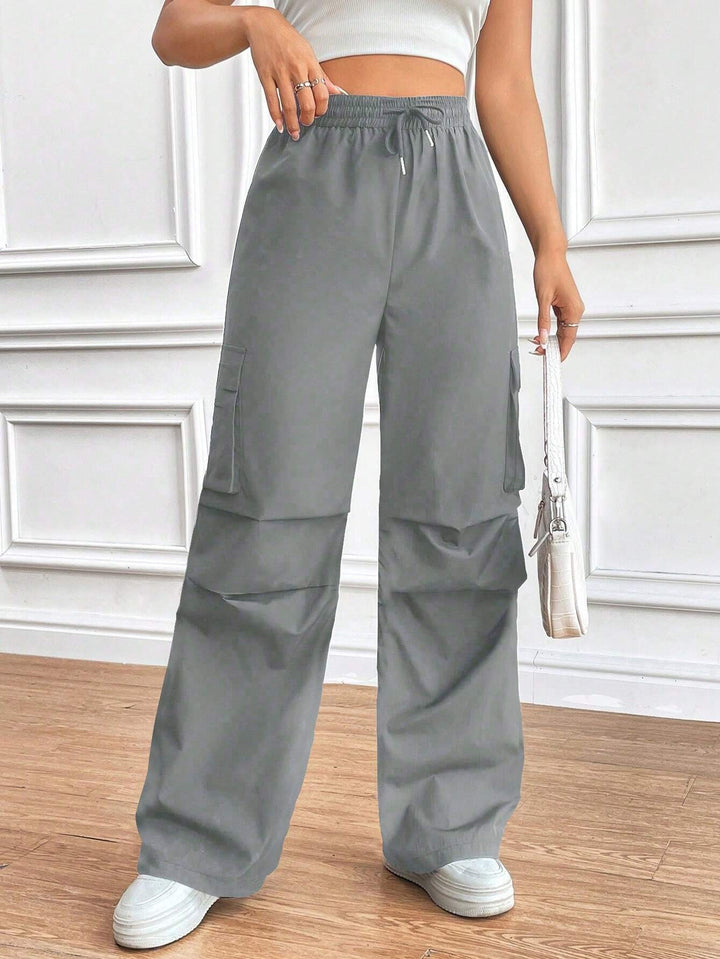 Damen Weite High‑Waist Cargo‑Hose mit Elastikbund und großen Klappentaschen – Avélisse