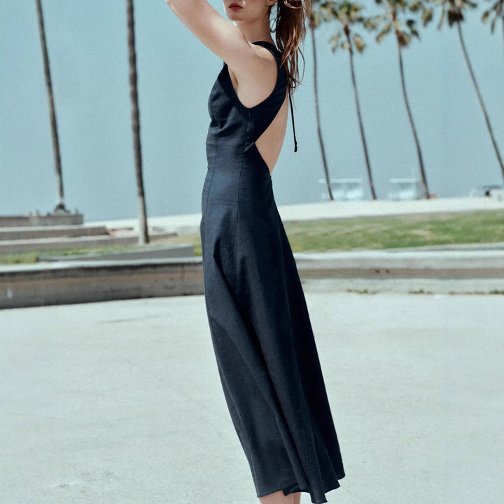 Damen Skaterkleid mit hohem Halsausschnitt und seitlichen Schlitzen Echo Archiv