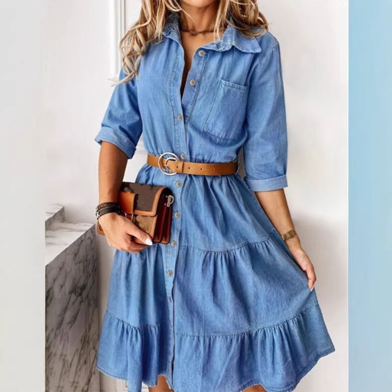 Damen Langes Denim‑Kleid mit Stufenrock, Hemdkragen und taillenbetontem Gummizug Echo Archiv