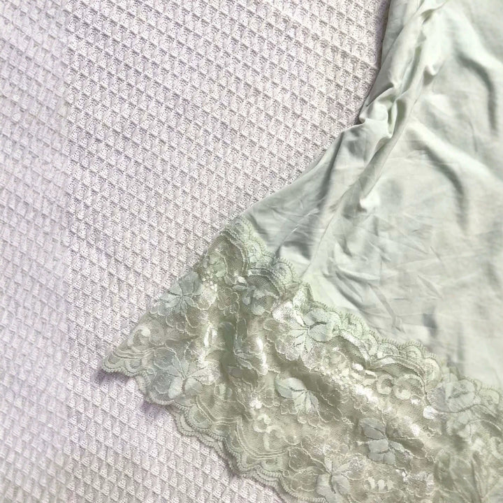 Damen Spitzen-Cami-Top mit fließendem Schnitt Echo Archiv