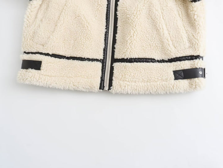 Damen Oversize-Teddyjacke im Aviator-Stil mit Kunstleder-Paspel, Stehkragen und Reißverschluss Echo Archiv