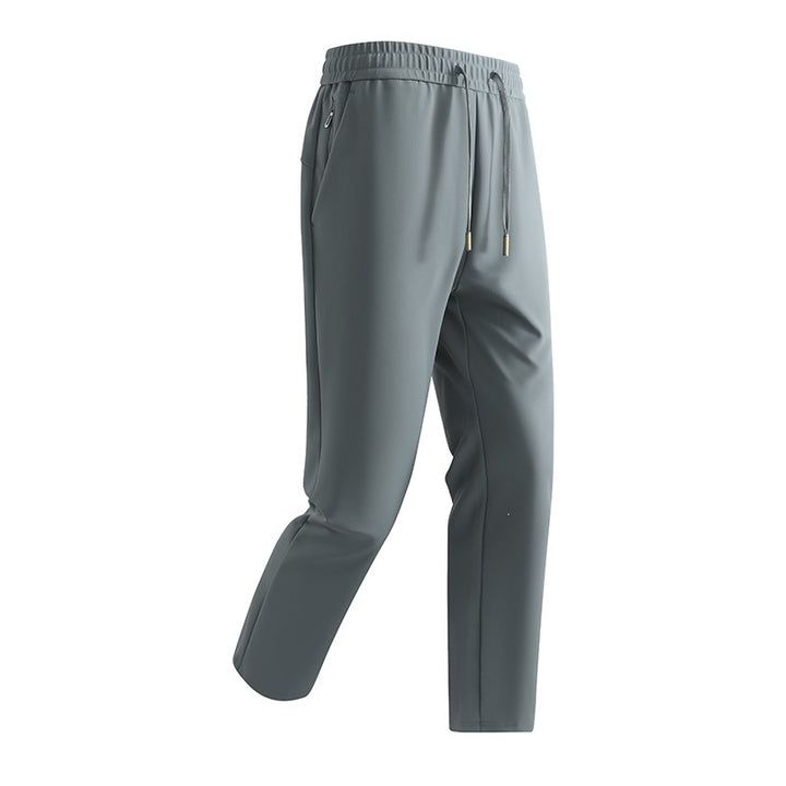Herren Slim-Tapered Performance-Jogginghose aus wasserabweisendem Funktionsstoff mit elastischem Kordelbund & verdeckten Reißverschlusstaschen Echoarchiv