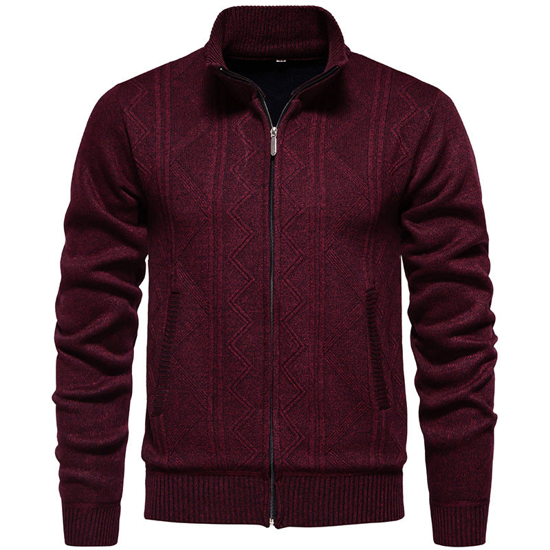 Herren Strickjacke mit Zopfmuster und hohem Stehkragen Echoarchiv
