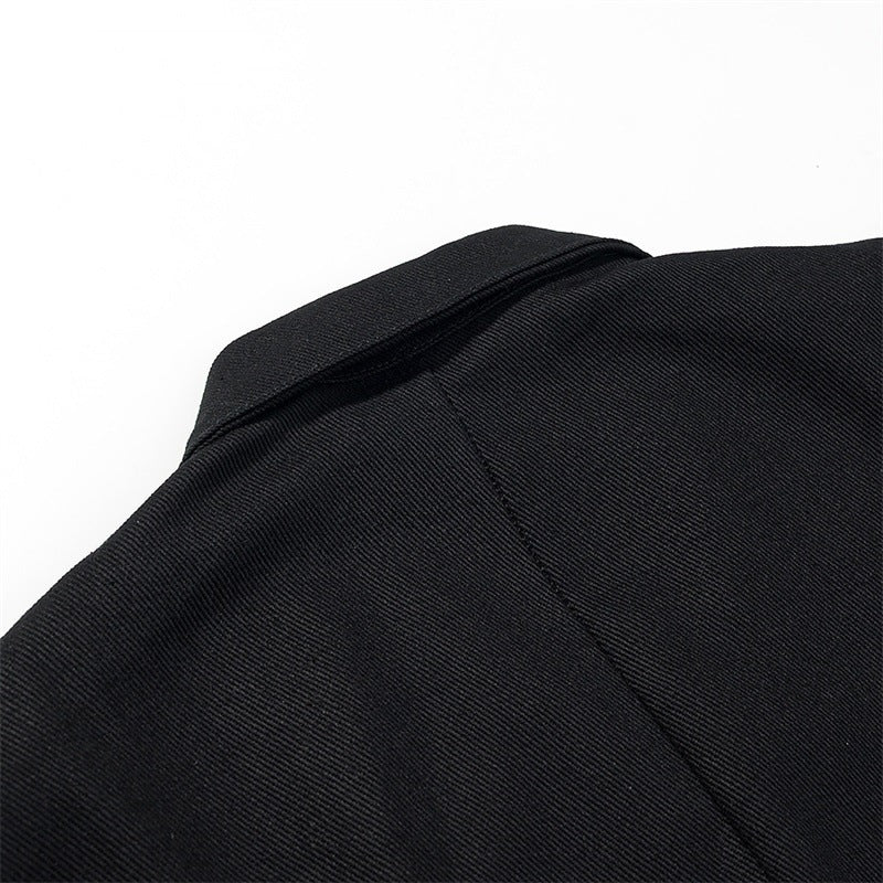 Damen Gekürzte Militärinspirierte Jacke mit Tressenapplikation und fransigem Saum Echo Archiv