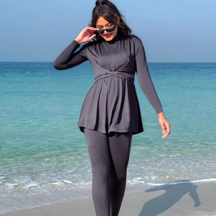 Damen modischer Longsleeve-Badeanzug mit Wickelrock Echo Archiv