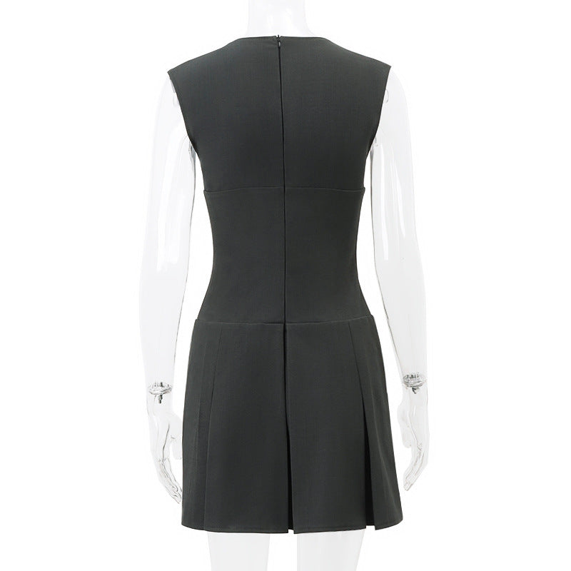 Damen Figurbetontes Minikleid mit tiefem V-Ausschnitt und schwingendem Rock Echo Archiv