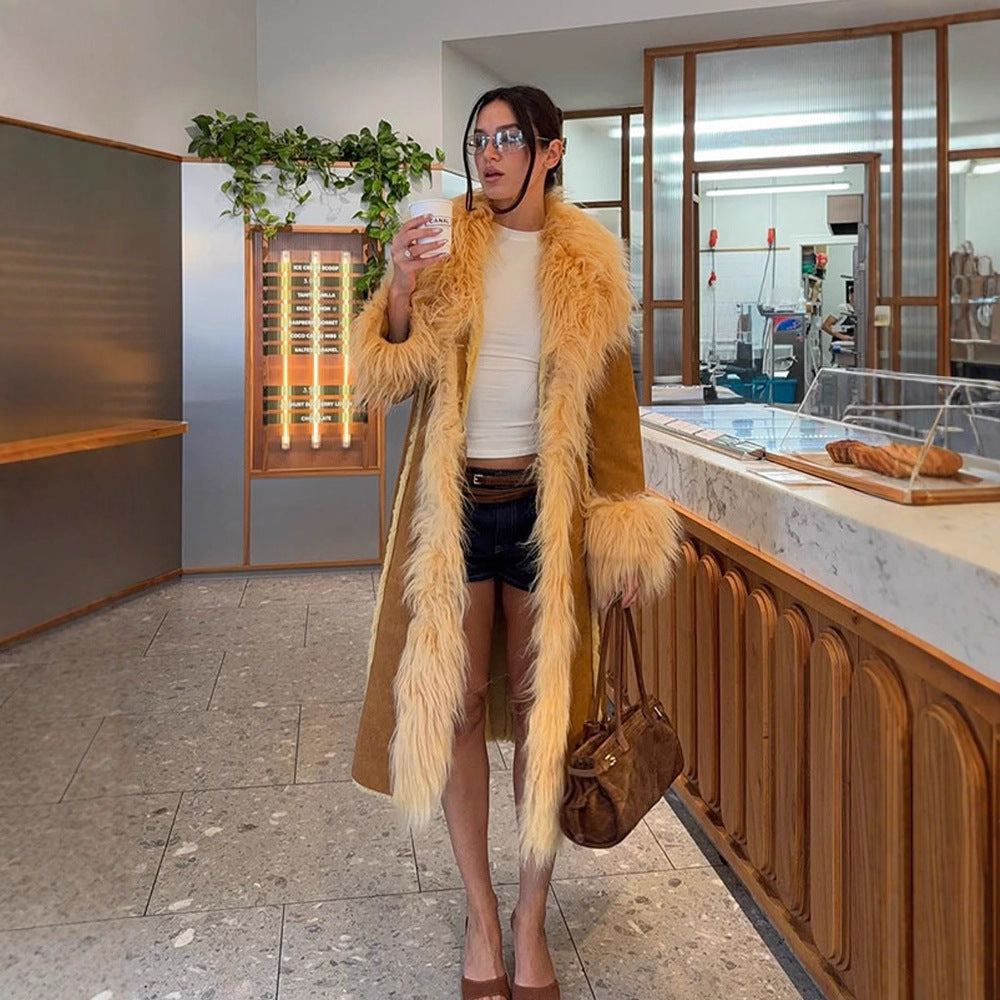 Damen Langer Shearling‑Imitatmantel mit voluminösem Schalkragen und Plüschmanschetten Echoarchiv