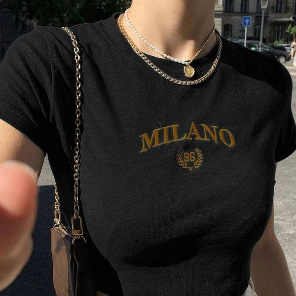 Damen cropped T-Shirt mit gesticktem Schriftzug und rundem Ausschnitt Echo Archiv