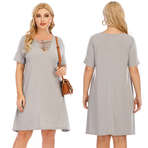 Damen lässiges Loose-Fit Kleid mit V-Ausschnitt und modernen Schnürdetails Echo Archiv