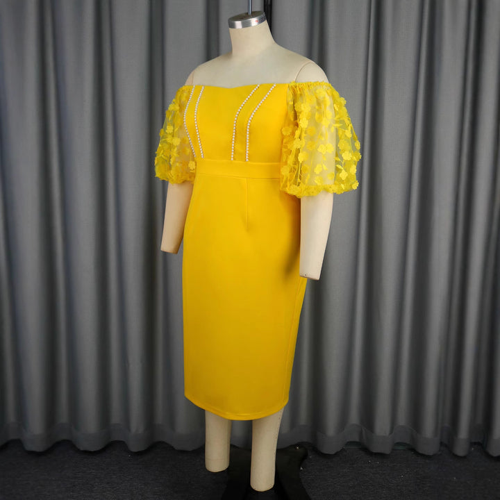 Damen figurbetontes Kleid mit verzierten Puffärmeln und Perlenakzenten Echo Archiv