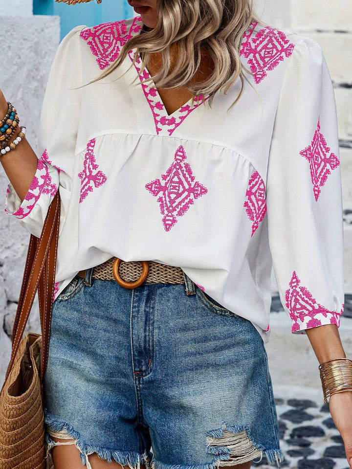 Damen Locker geschnittene Boho‑Bluse mit V‑Ausschnitt, geraffter Brustnaht und dreiviertelärmeln Echo Archiv
