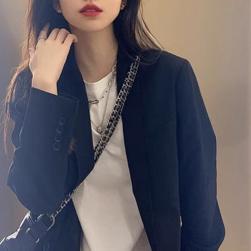 Damen Eleganter Kurzblazer mit subtiler Struktur Echoarchiv