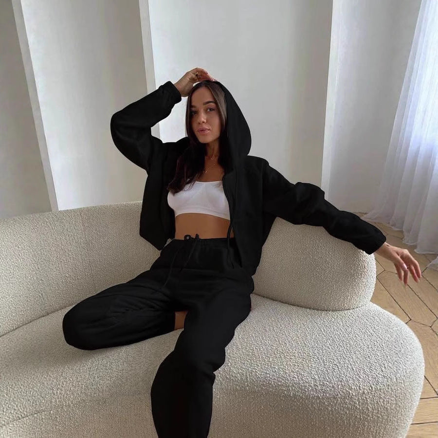 Damen kurzes Reißverschluss-Hoodie mit elastischem Bund und High-Waist Jogginghose aus Baumwollmix – Auréline