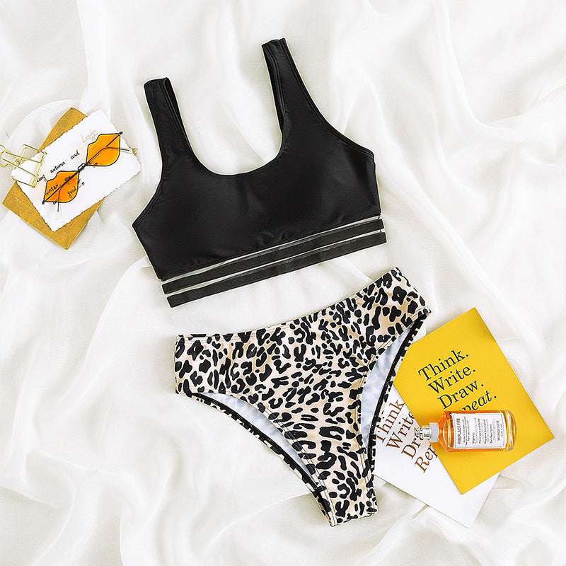 Damen Bikini-Set mit sportlichem Oberteil und trendigem Leopardenmuster Echo Archiv