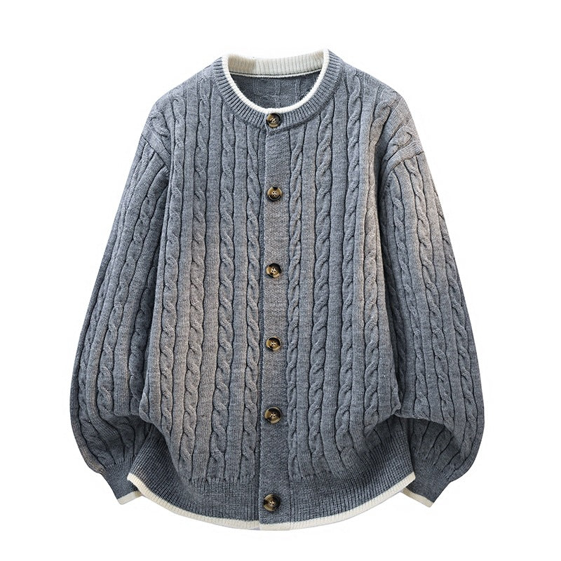 Damen Oversize Zopfstrick-Cardigan mit Rundhalsausschnitt, Holzknopfleiste & Kontrastbesatz Echoarchiv