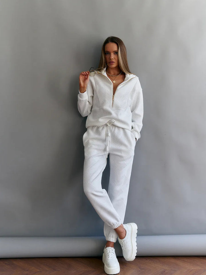 Damen nan gesteppter Loungeanzug mit halbem Reißverschluss und elastischer Komforthose Echo Archiv