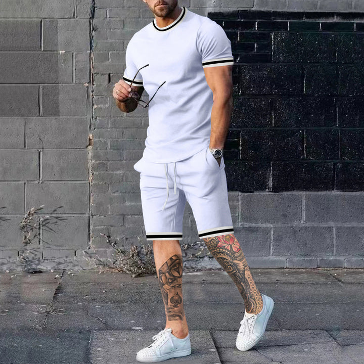 Herren Kurzarm Freizeit-Outfit mit sportlichen Kontrastdetails Echoarchiv