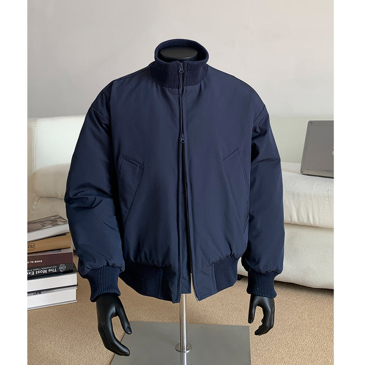 Herren Oversized Stepp-Bomber mit hoher Rippenkragenkonstruktion und verdecktem Reißverschluss Echo Archiv
